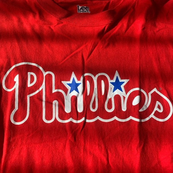 Phillies Tee - Picture 2 of 4